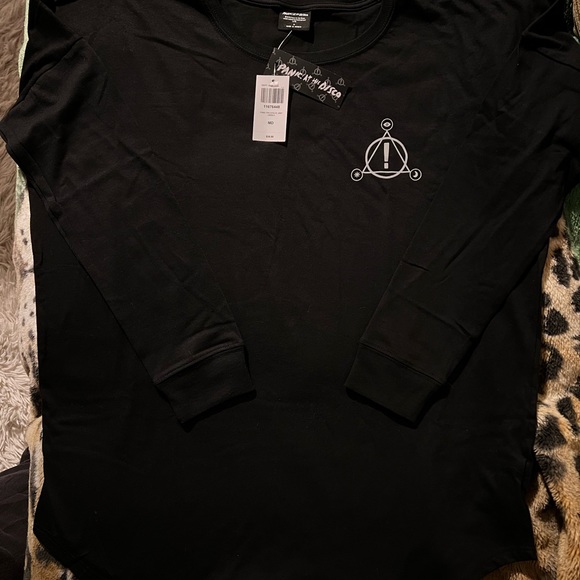 NEW Panic at the Disco long sleeve shirt Medium - Picture 5 of 6